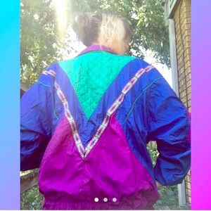 Vintage 90’s windbreaker!!